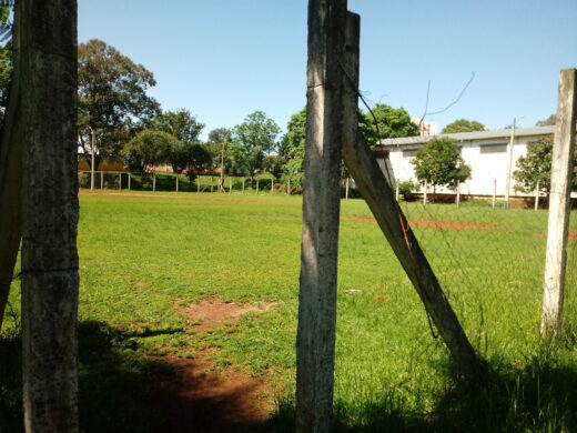 Ordem de serviço para reforma do campo da Cohab