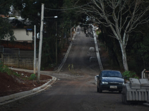 Obras de asfalto no Bairro Jerônimo Coelho