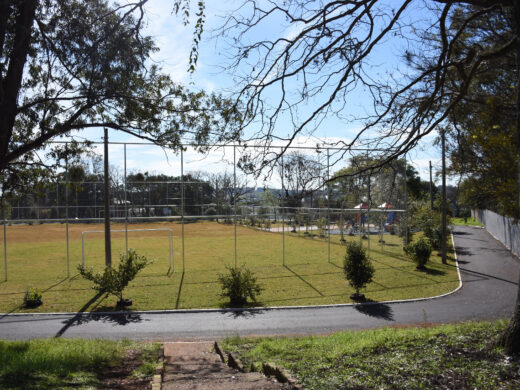 Prefeitura inaugura novo campo da Cohab I