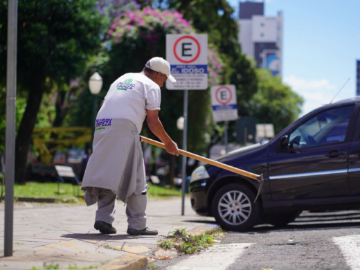 Prefeitura segue com ações de limpeza, obras urbanas e serviços no interior