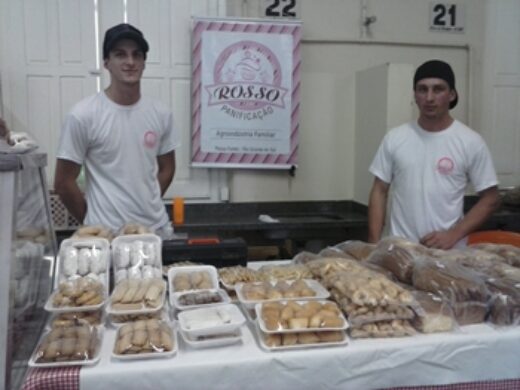 Produtos das agroindústrias de Passo Fundo abastecem escolas municipais