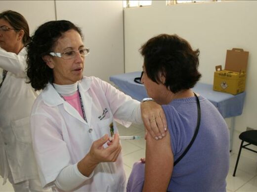 Vacina da gripe vai até sábado