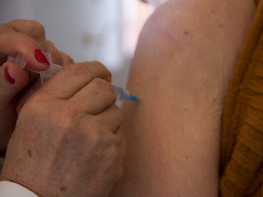Vacinação contra a gripe H1N1 começa nesta segunda-feira em 26 locais