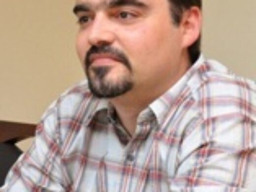 Prefeitura trabalha para enfrentar déficit de médicos nas unidades de saúde