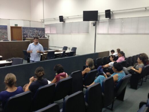 Prefeitura discute com a comunidade Plano Municipal de Saúde
