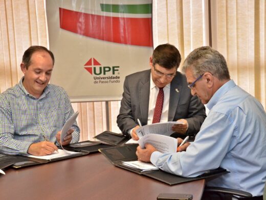 Prefeitura, UPF e HSVP firmam parceria