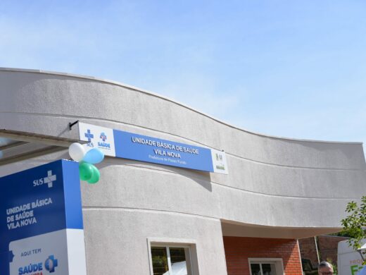 Prefeitura entrega unidade de saúde da Vila Nova