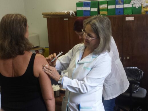 Passo Fundo recebe mais 6 mil doses de vacina