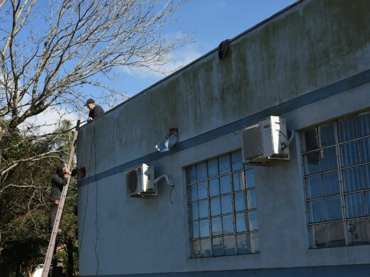 Consertos na UBS do Jerônimo Coelho