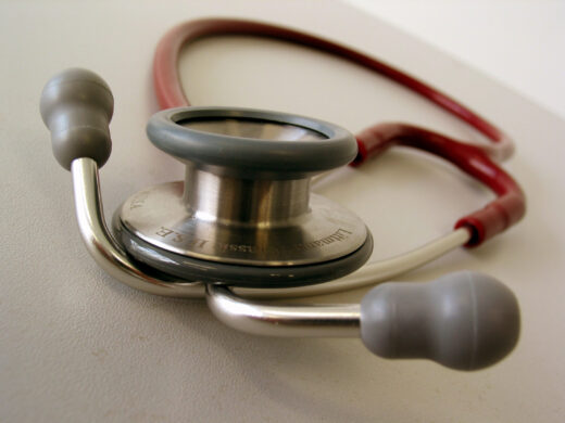 Prefeitura chama médicos para Unidades de Saúde