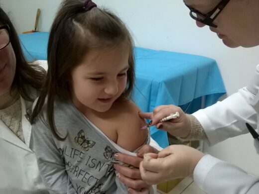 Vacina contra a gripe disponível em oito unidades
