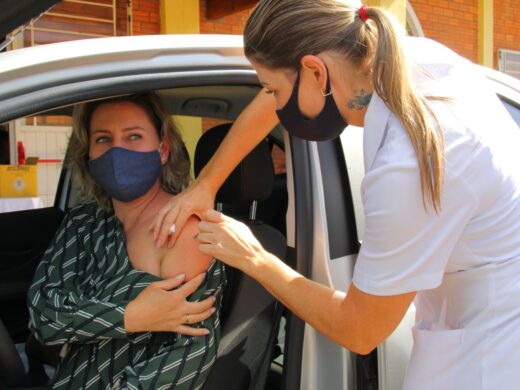 Doses da vacina contra a Covid-19 terminam