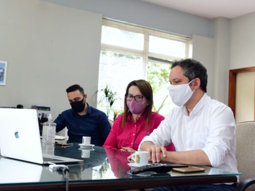 Prefeitura credencia médicos para suporte à Covid