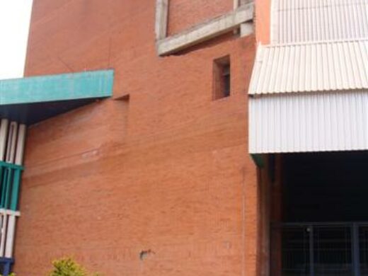 Após vendaval, área atingida no Ginásio Teixeirinha será consertada