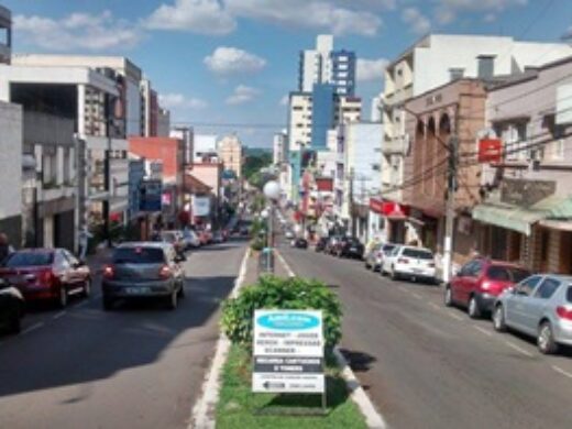 Prefeitura revitalizará a Rua Independência