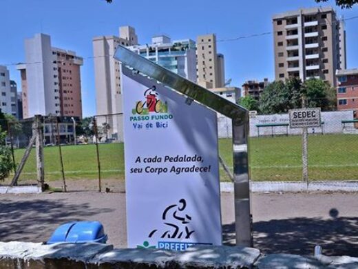 Prefeitura instala mais três bicicletários
