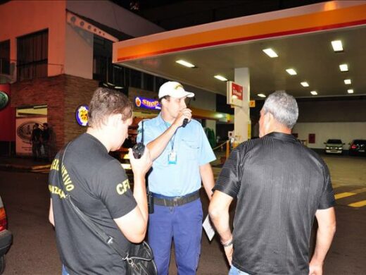 Fiscalização ostensiva no primeiro dia de validade da lei das lojas de conveniên