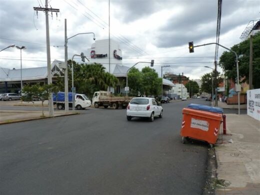 Cruzamento da Fagundes com Nascimento Vargas recebe semáforo