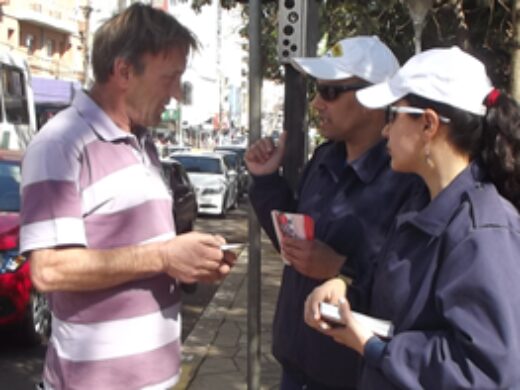 Ação de conscientização alerta para importância do uso da faixa de segurança