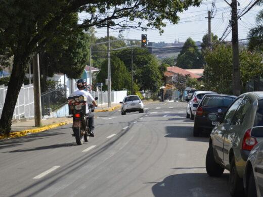 Semáforos da Rua Moron no Boqueirão serão acionados nesta quinta-feira
