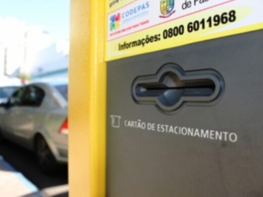 Área azul passa a operar com talonário eletrônico