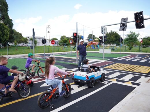 Escola Pública de Trânsito promove atividades com crianças