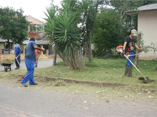 Mutirão de limpeza no Jaboticabal