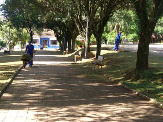 Moradores do Bosque reivindicam melhorias no bairro