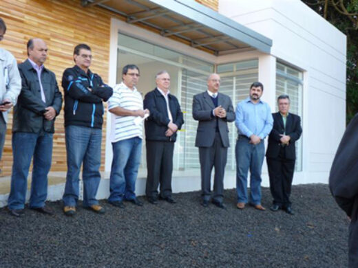 Prefeito entrega obras do Orçamento Cidadão