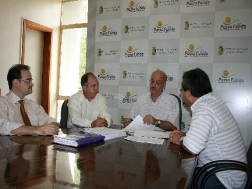 Limpeza urbana  recebe reforço em Passo Fundo