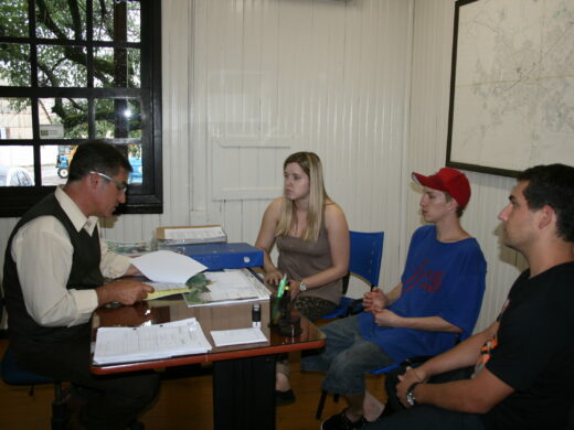 Secretário Sebastião dos Santos se reúne com integrantes da Associação Skatistas