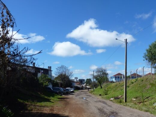 Prefeitura promove melhorias na iluminação da Vila Popular