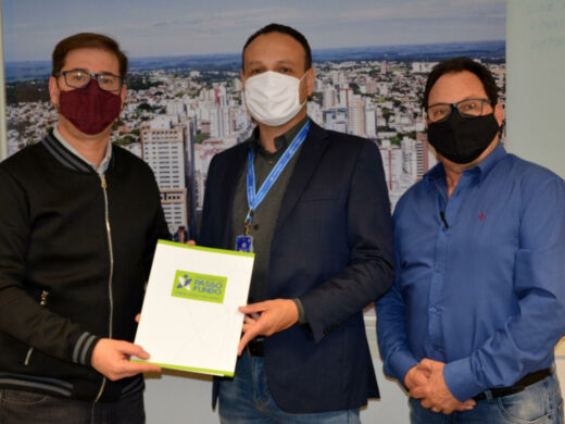 Programa Adote o Verde renova parcerias