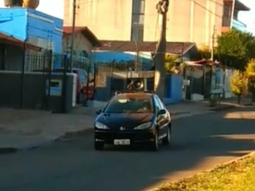 Carros de som conscientizam sobre o coronavírus